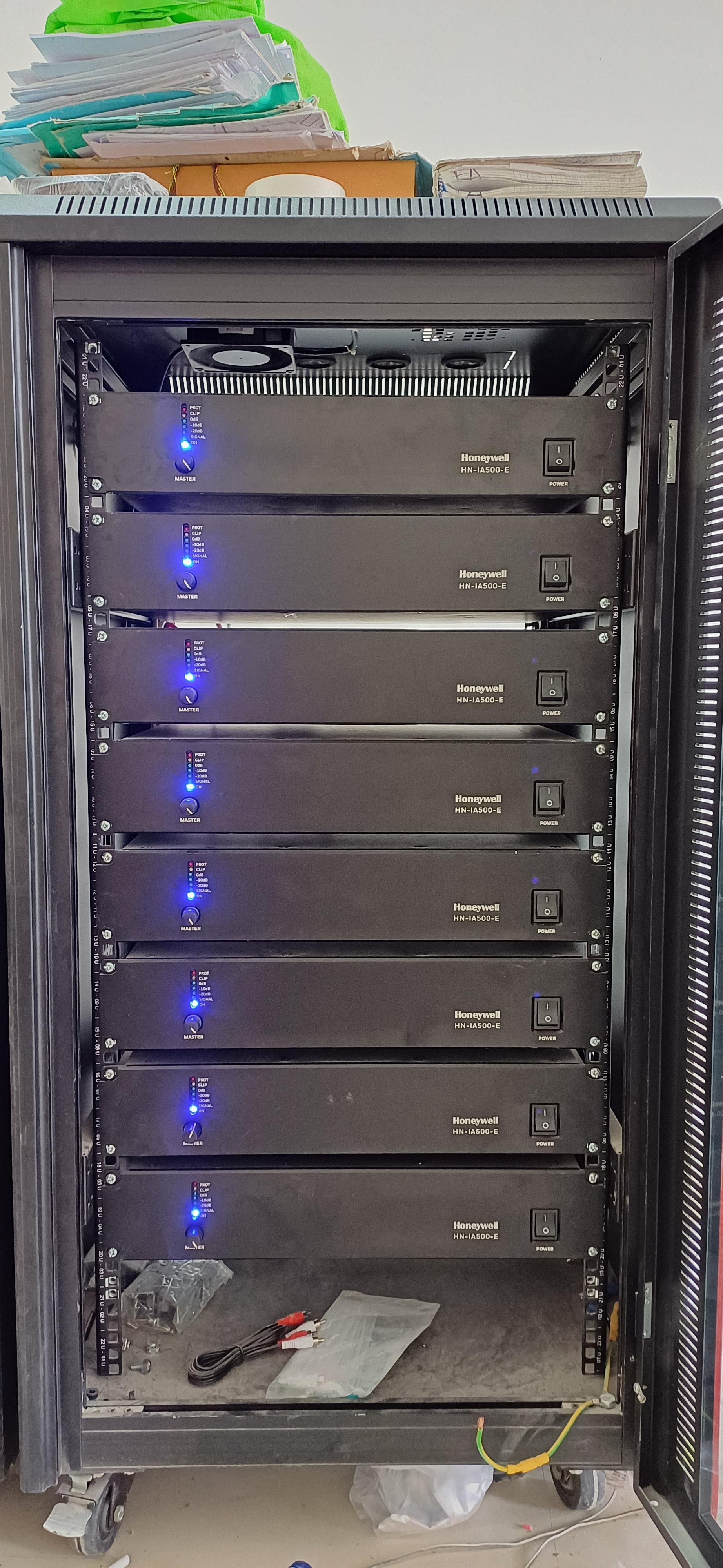 Core Distribution Frame Cable Bundling